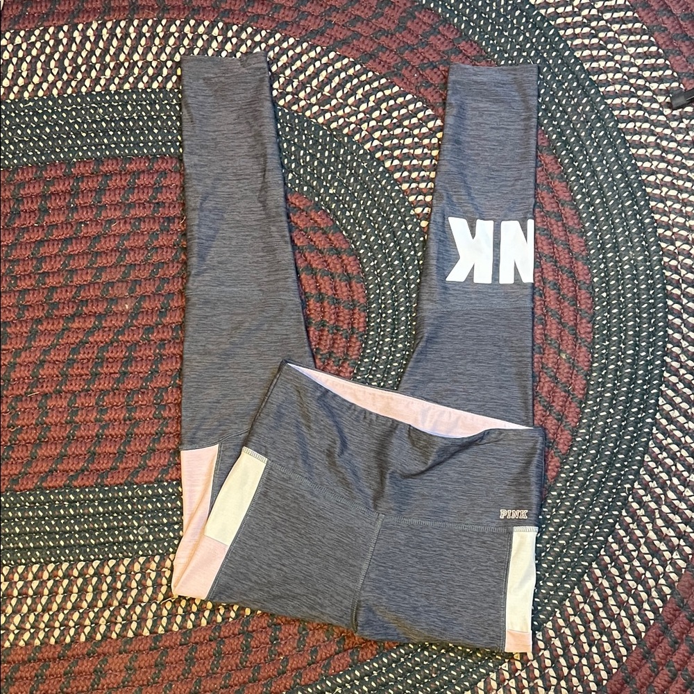 PINK Victoria’s Secret Gray Legging Size Medium